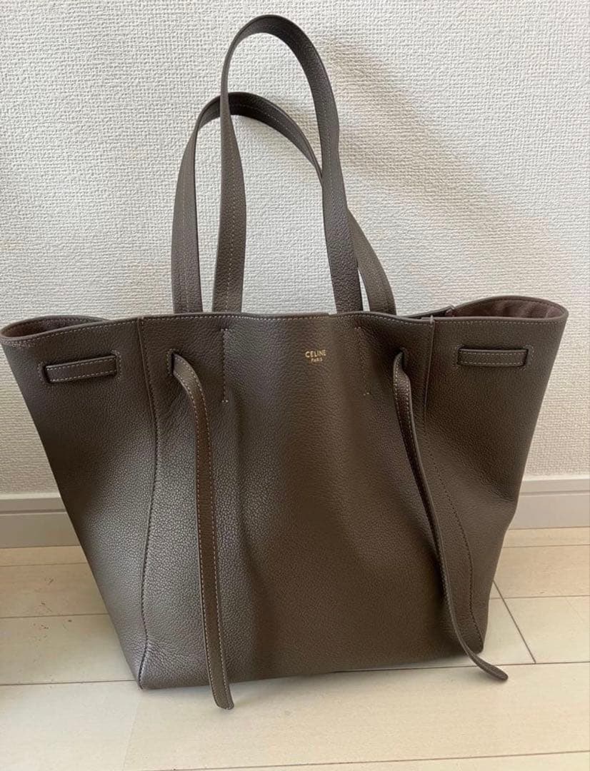 AkariページCELINE カバファントム　トートバッグ