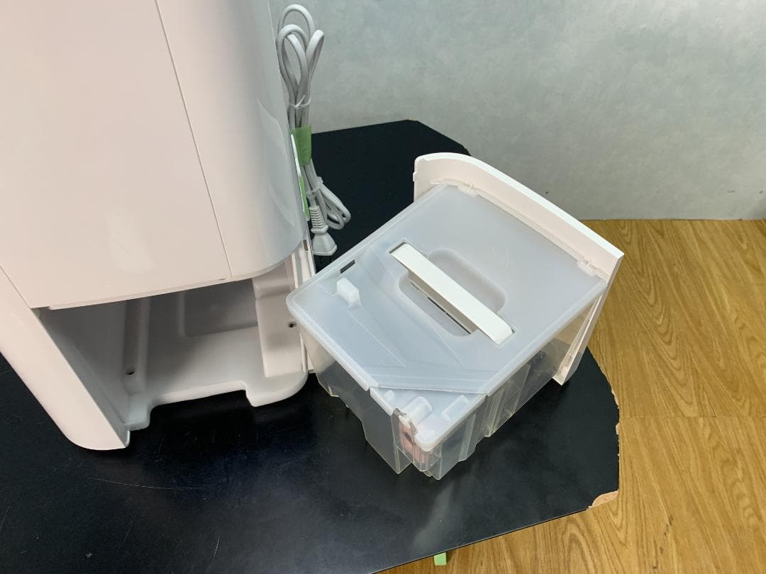 Y☆235 シャープ 空気清浄除湿機 CV-EF120-W