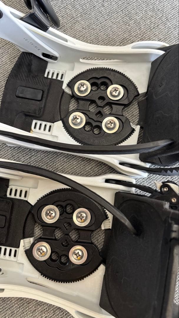 Burton マラビータ　バインディング