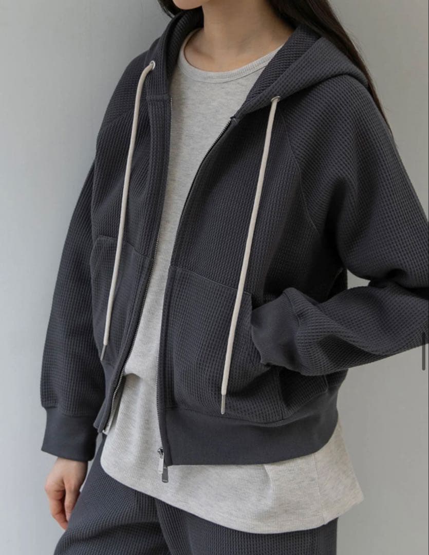 【 OHOTORO】Nap Waffle Zipper Hoodie チャコール