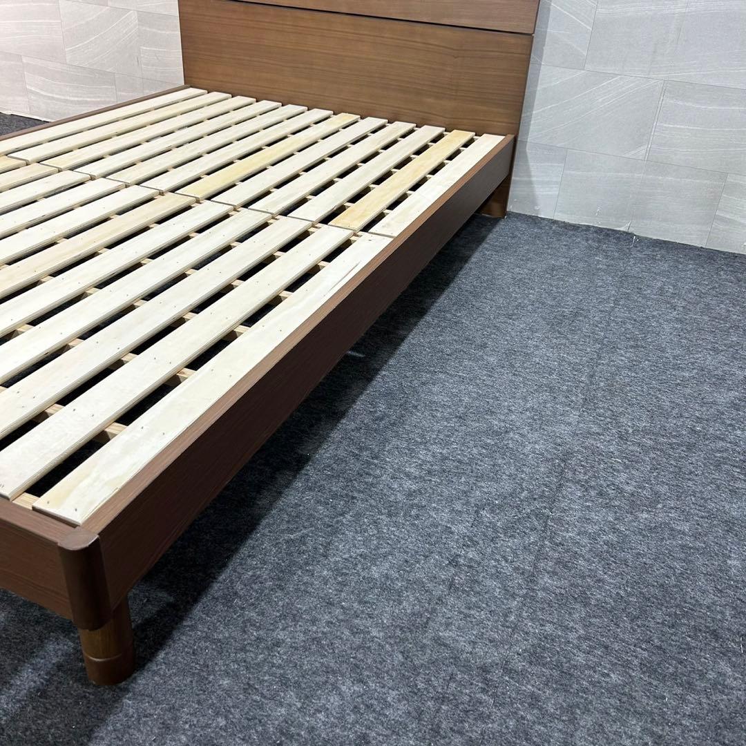 NITORI ベッドフレーム セミダブル シンプル コンセント付き d3606