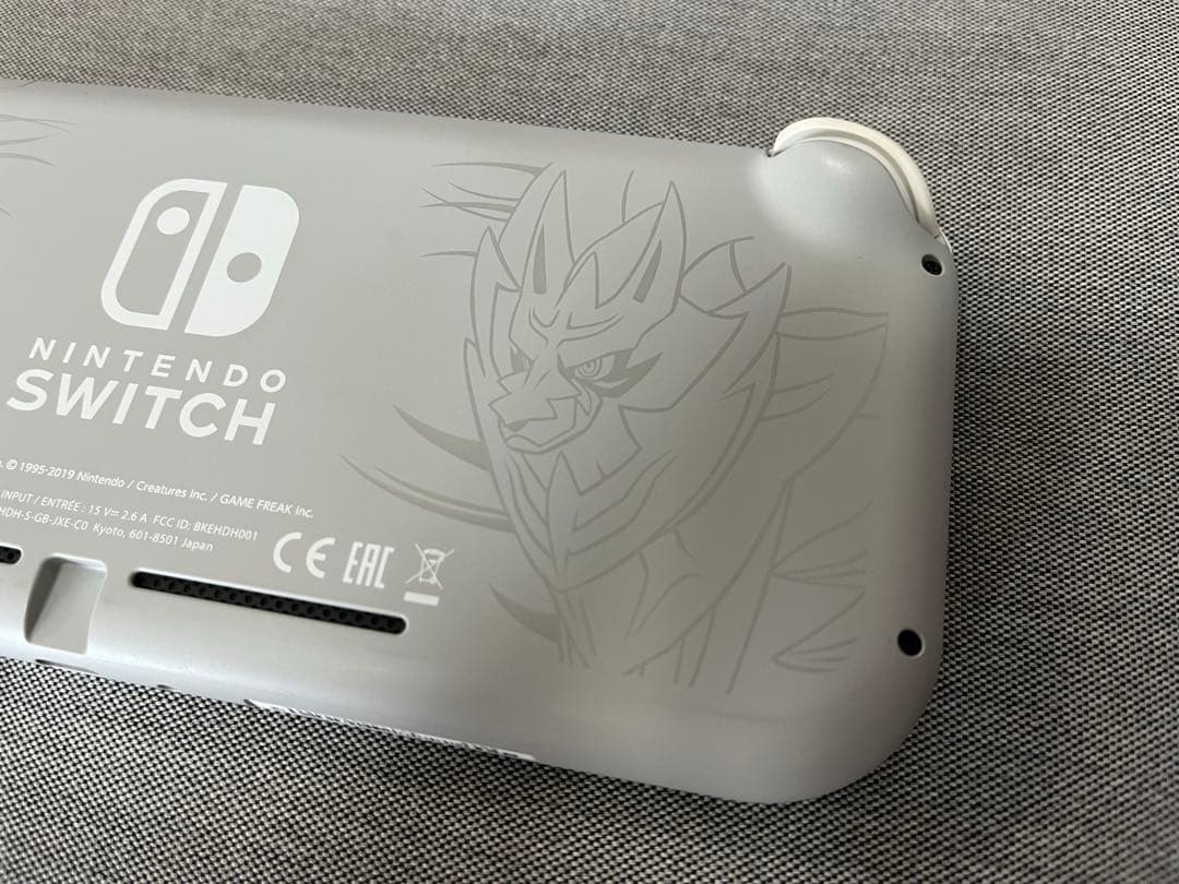 Nintendo Switch Lite ザシアン・ザマゼンタ