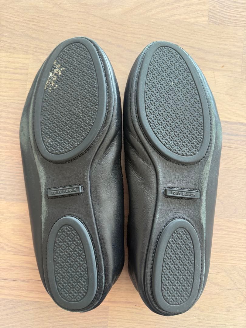 トリーバーチTORY BURCH ブラック フラットシューズ