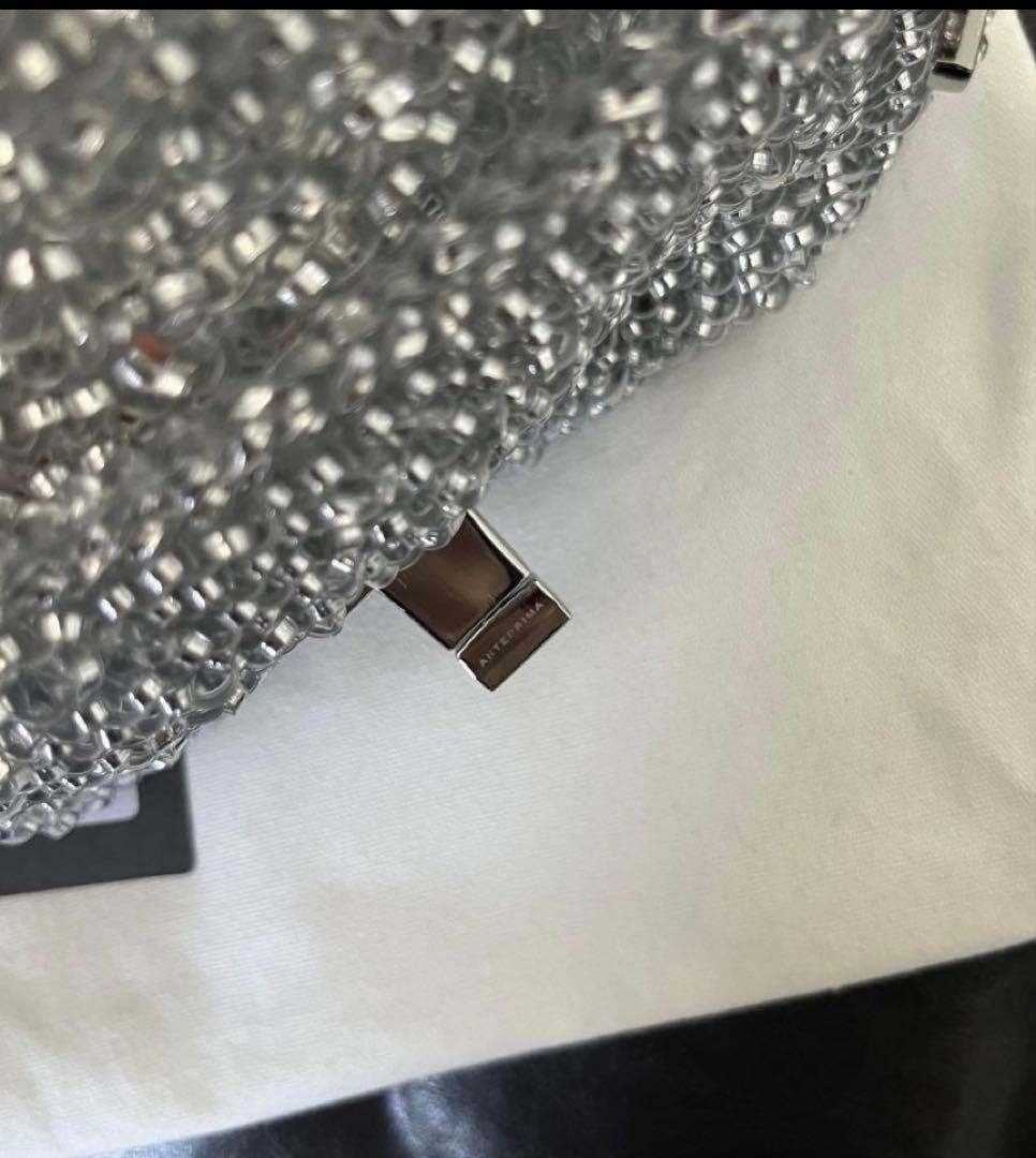 新品　アンテプリマ　ルケットショルダーバッグ　ターンロック　シルバー