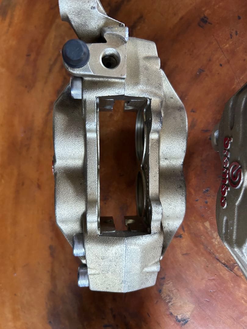 XJR400用 ブレンボキャリパー