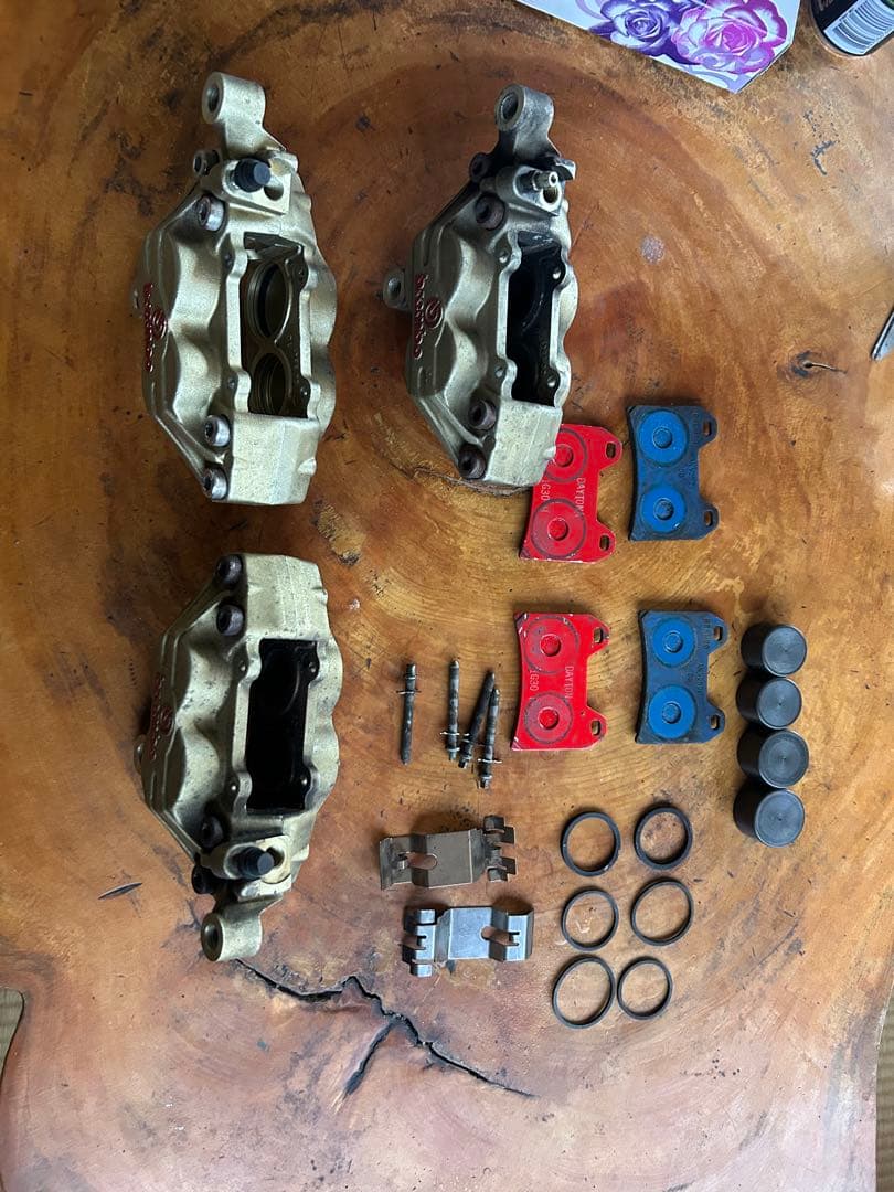 XJR400用 ブレンボキャリパー