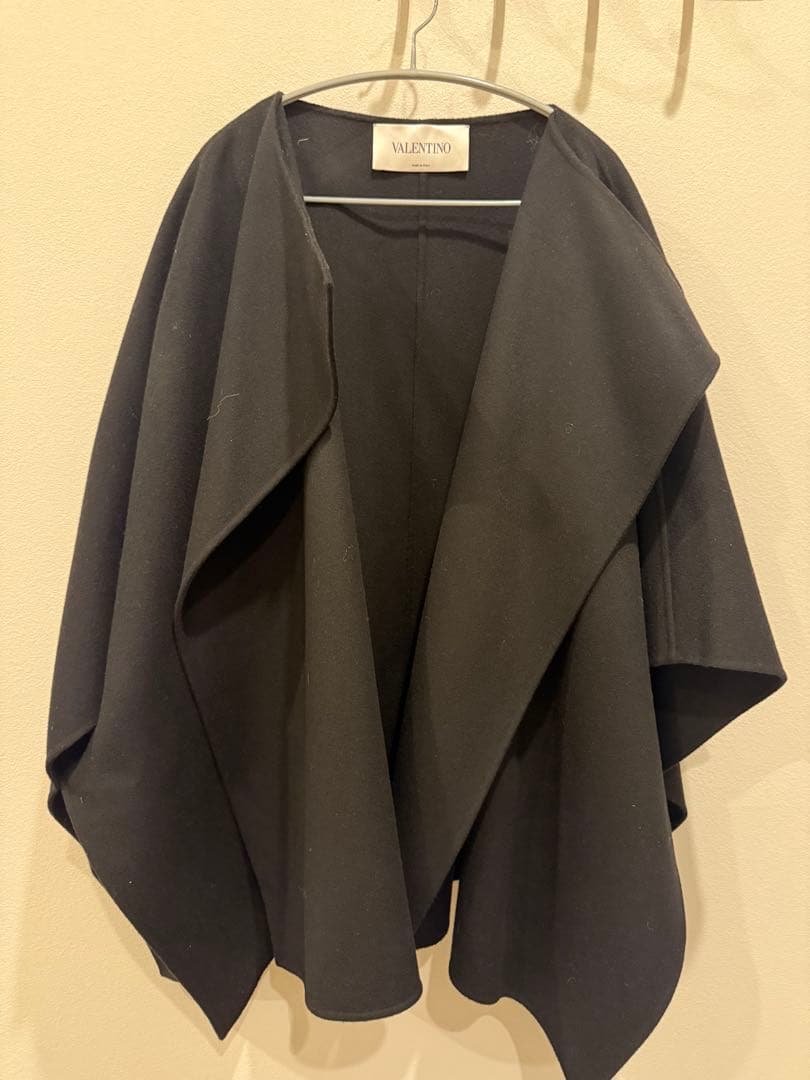 valentino ポンチョコート
