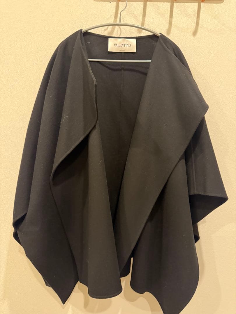 valentino ポンチョコート