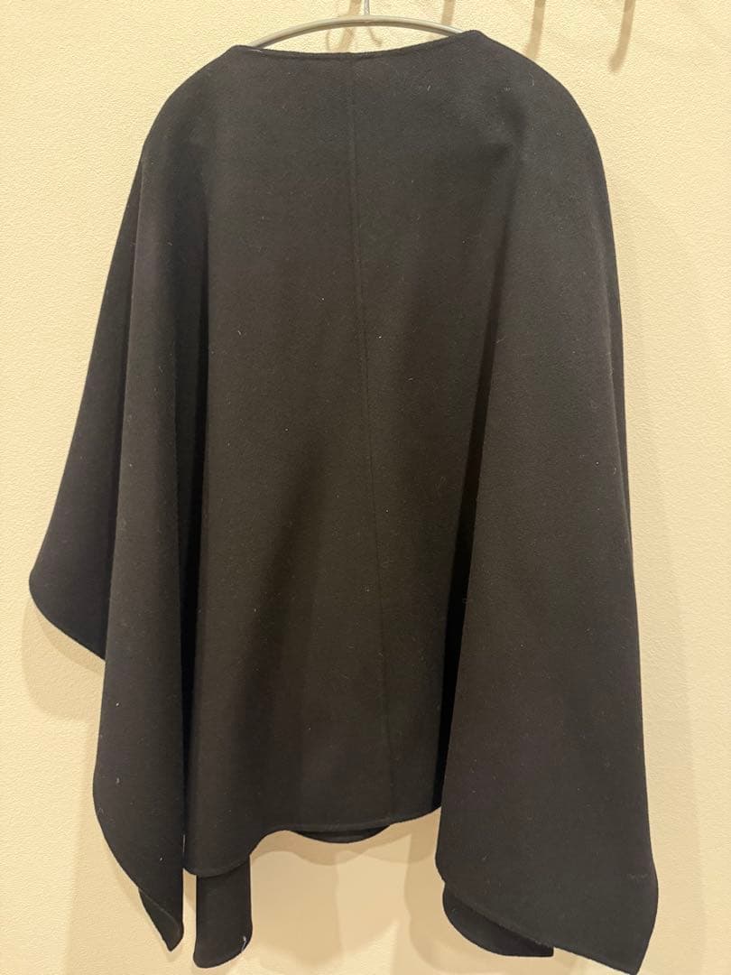 valentino ポンチョコート