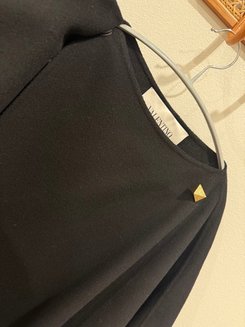 valentino ポンチョコート