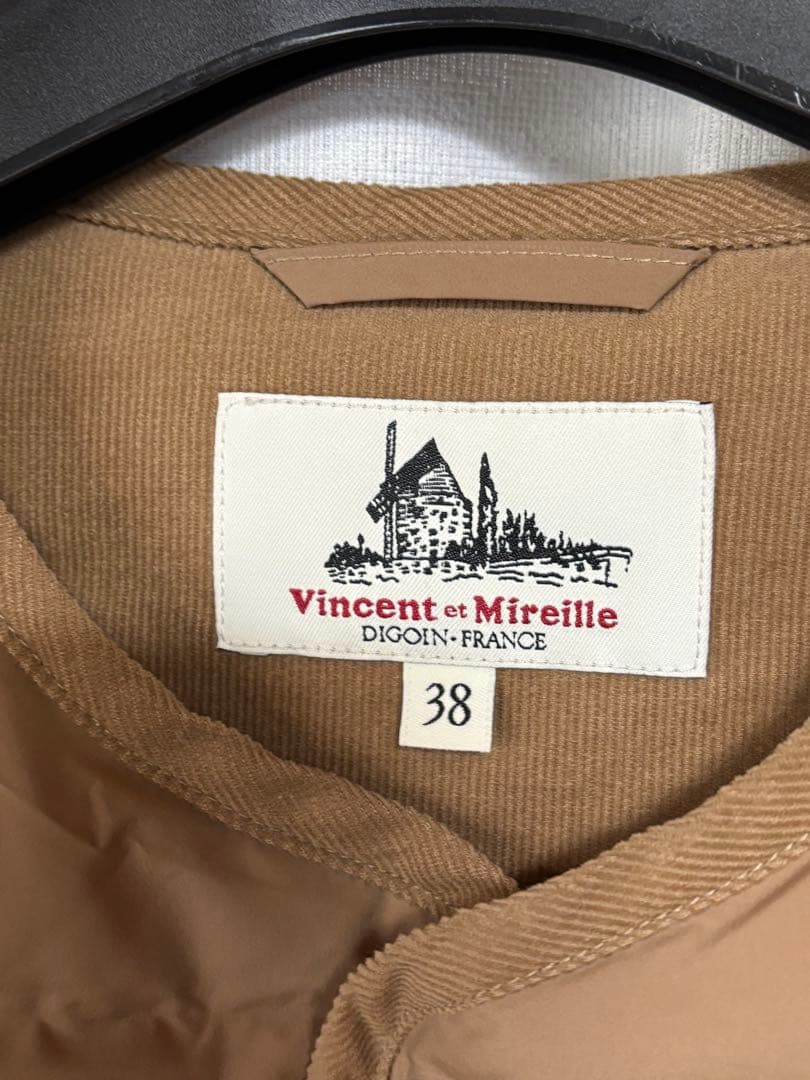 ヴァンソン エ ミレイユ ノーカラー ステッチレス ダウン ベスト