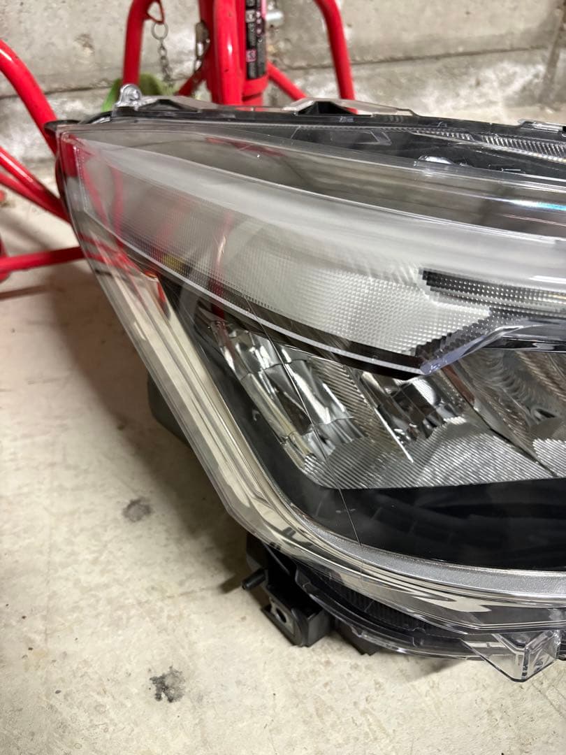A201 ライズ　ヘッドライト