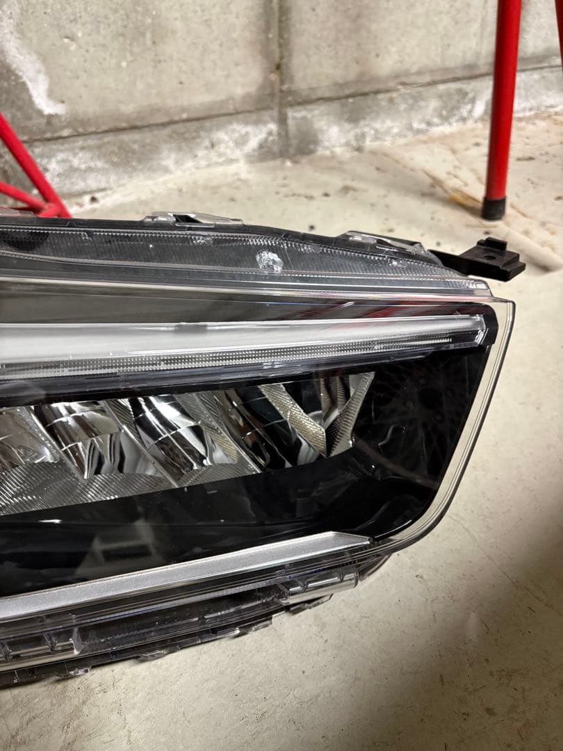 A201 ライズ　ヘッドライト