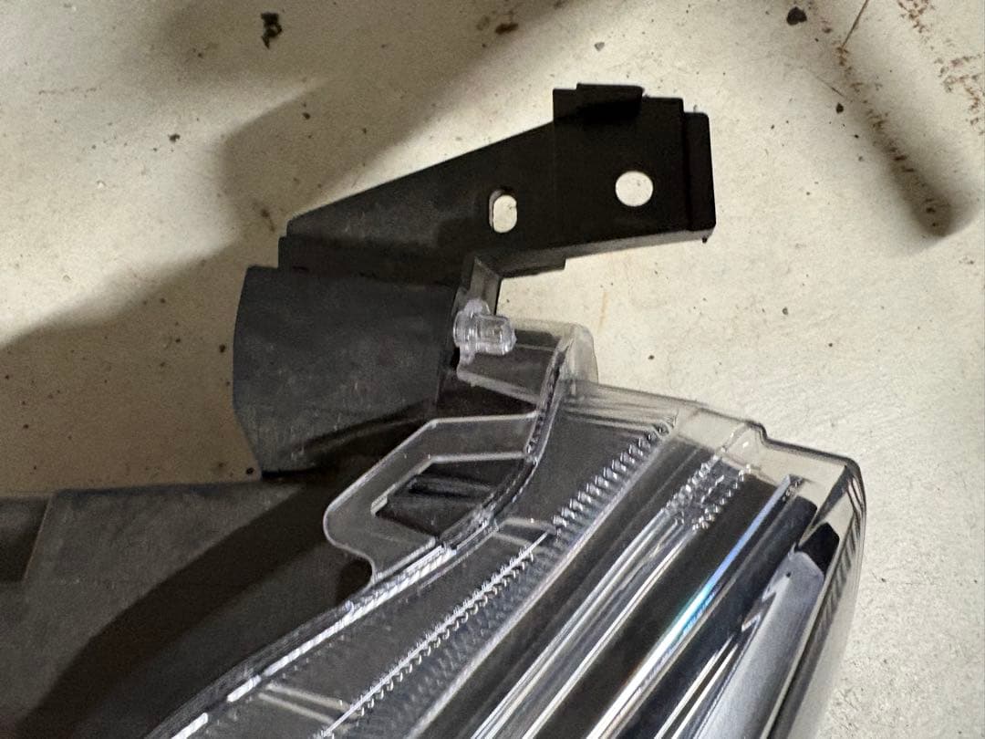 A201 ライズ　ヘッドライト