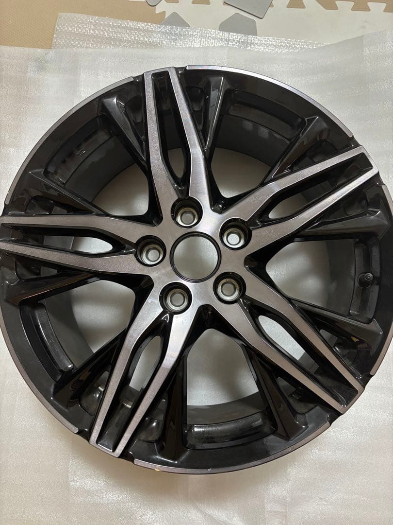 オデッセイ　純正ホイール　18インチ　1本のみ