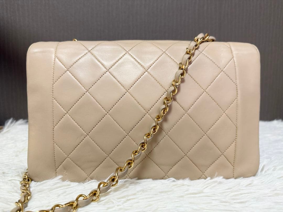 シャネル CHANEL マトラッセ ダイアナ チェーンバッグ 2番台 ベージュ