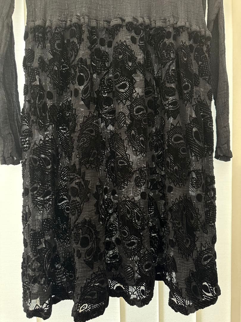 イッセイミヤケIssey Miyake me 黒 長袖チュニック