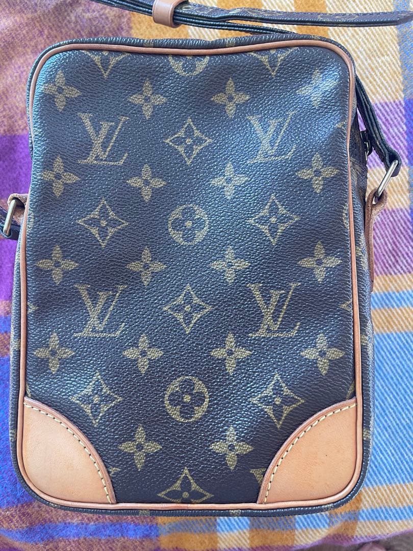 I*H様 美品 LOUIS VUITTON アマゾン ミニショル a994