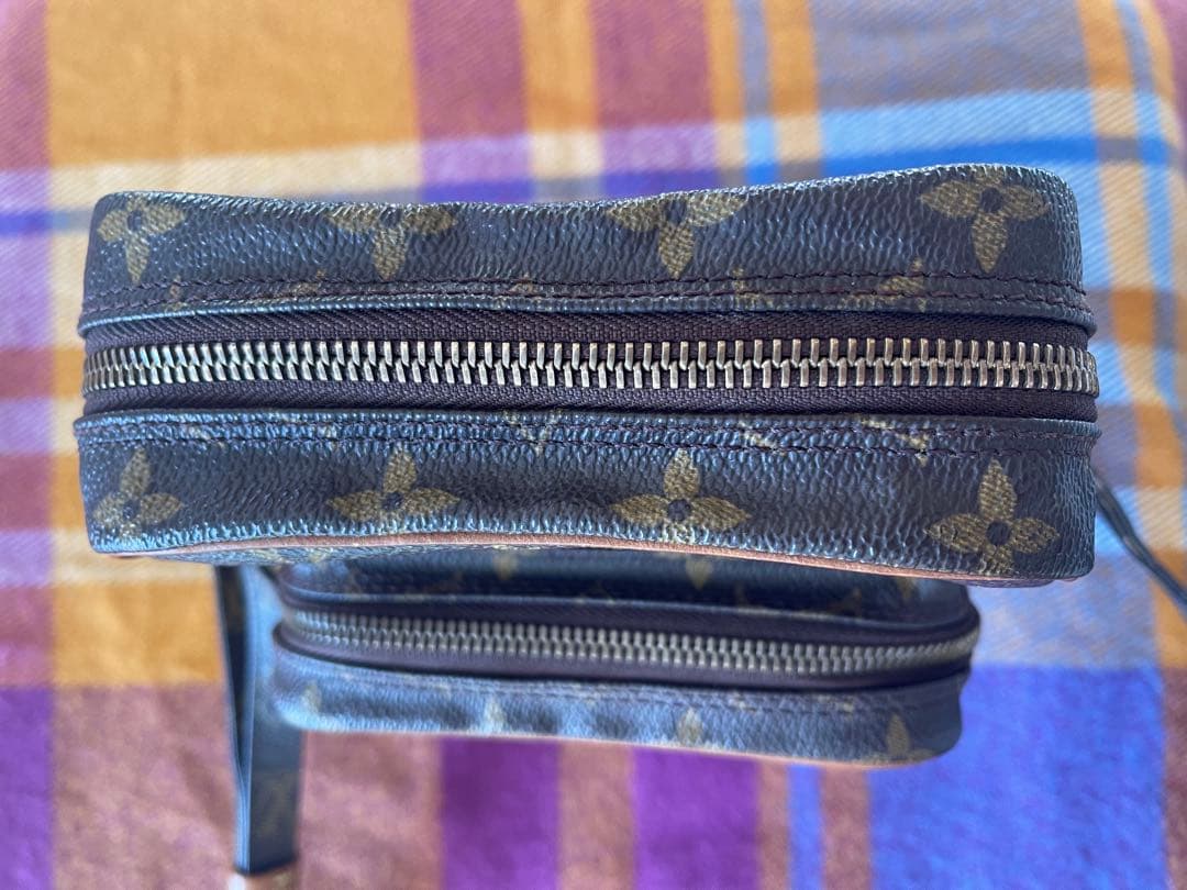 I*H様 美品 LOUIS VUITTON アマゾン ミニショル a994