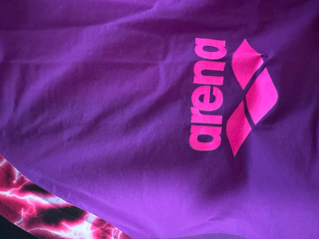 【限定お値引き中！】学arena スポーツ用水着 黒/紫　Oサイズ　状態綺麗