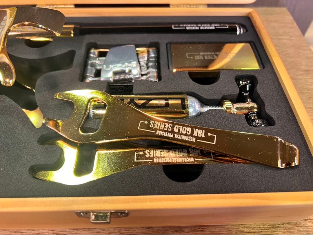 メンテナンス Lezyne 18K Gold Special Edition Tool Kit