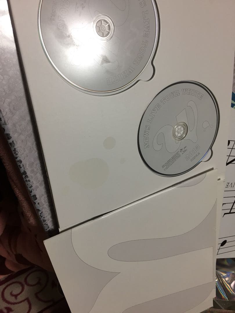 NEWS LIVE TOUR WHITE ライブDVD初回限定版2015