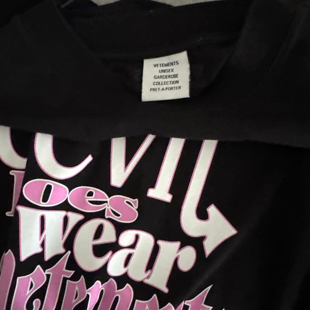 トップス VETEMENTS