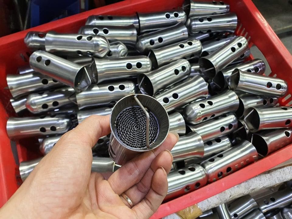 Zx25r/zx4r フルエキゾースト　ショート管　汎用サイレンサー付き