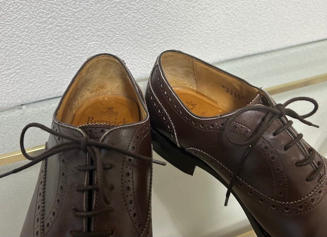 Berwick 別注品　内羽根セミブローグ　UK8.5