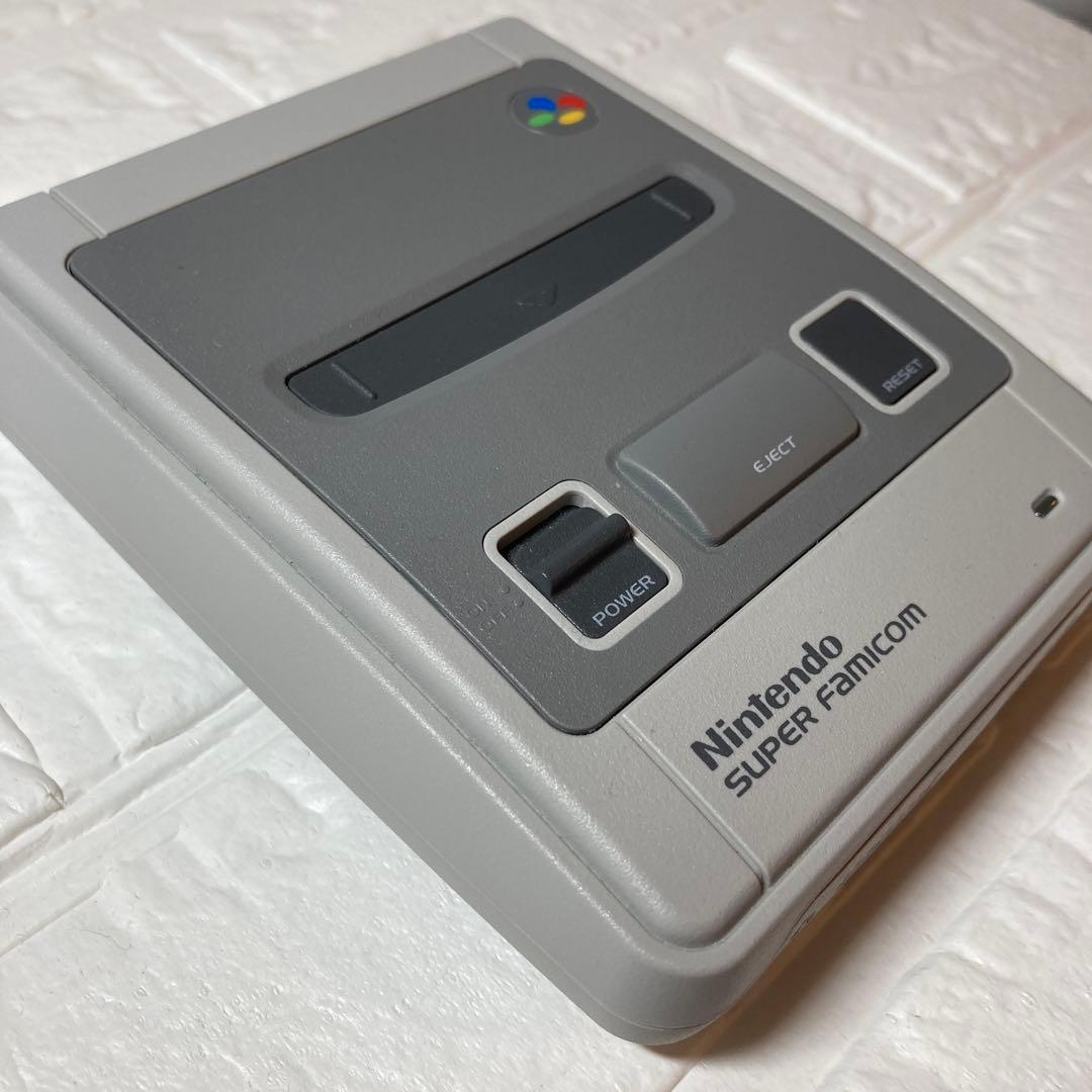 「美品」クラシックミニ スーパーファミコン　 USB ACアダプター 専用ケース