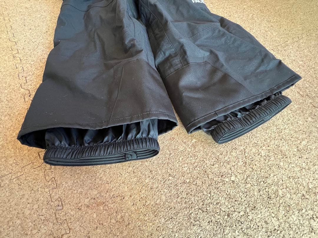 ノースフェイス　キッズ　マウンテンパンツ　GORE-TEX 100 スノーウェア