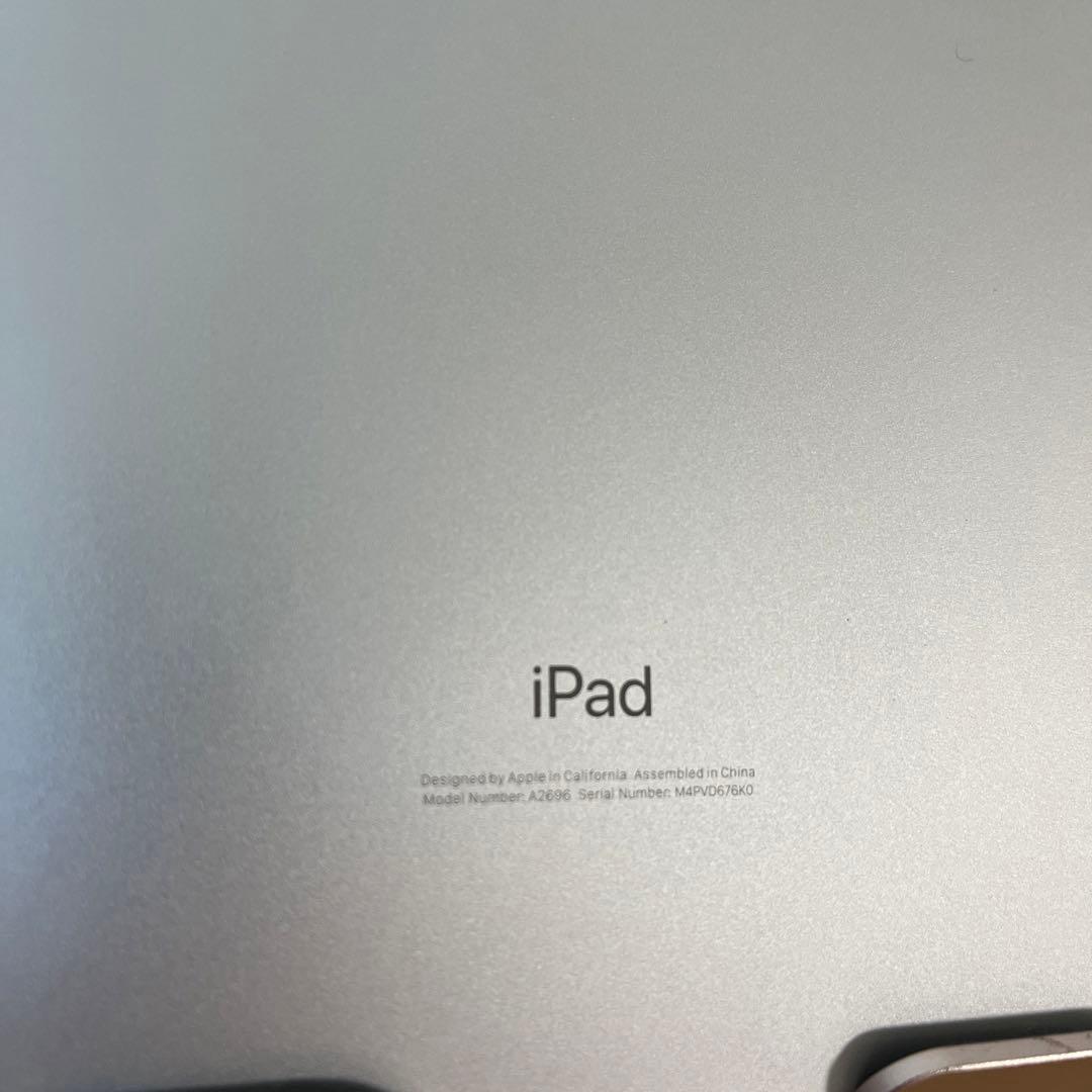 バッテリー100%全て新品同様！iPad 10世代　256GB シルバー