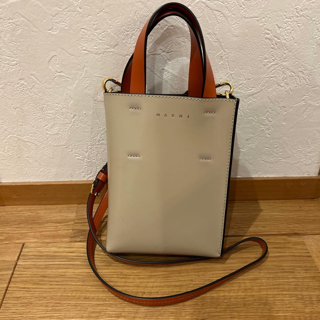 MARNI ミニトートバッグ