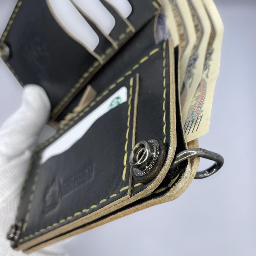 お札折らずに収納できる無骨な手染めミドルトラッカーウォレット BTW0627