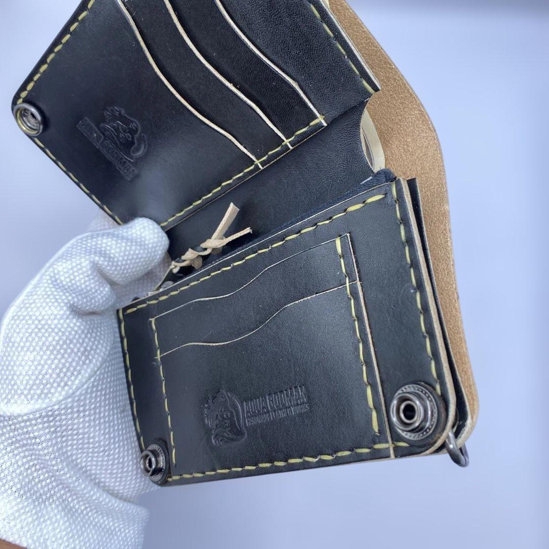 お札折らずに収納できる無骨な手染めミドルトラッカーウォレット BTW0627