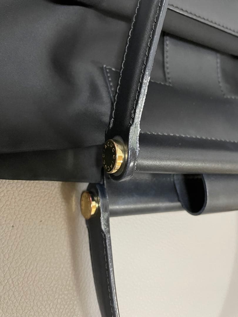 イアクッチ　ソルベット　ナイロンバッグ　Mサイズ　黒