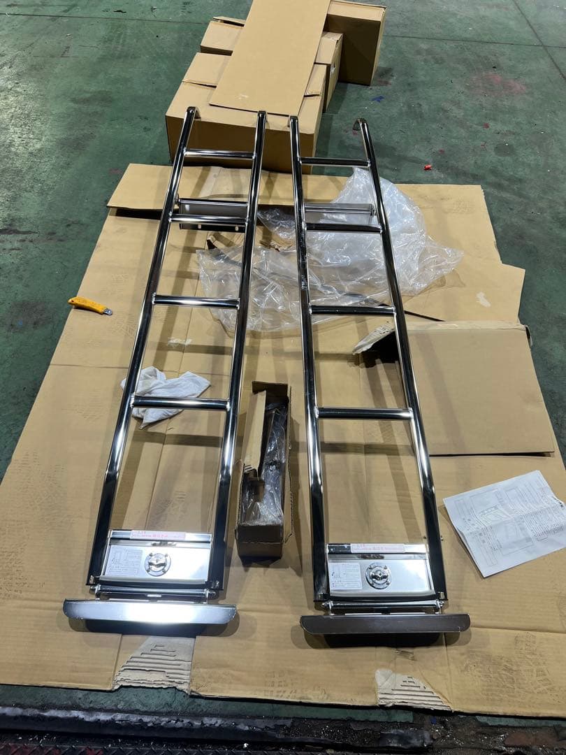 ふそう大型ハシゴ