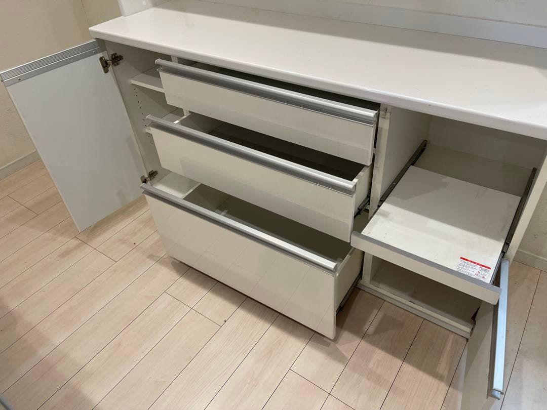 k*a様 （お譲りします）ニトリ 食器棚 高さ199 幅160.5 奥行49.5