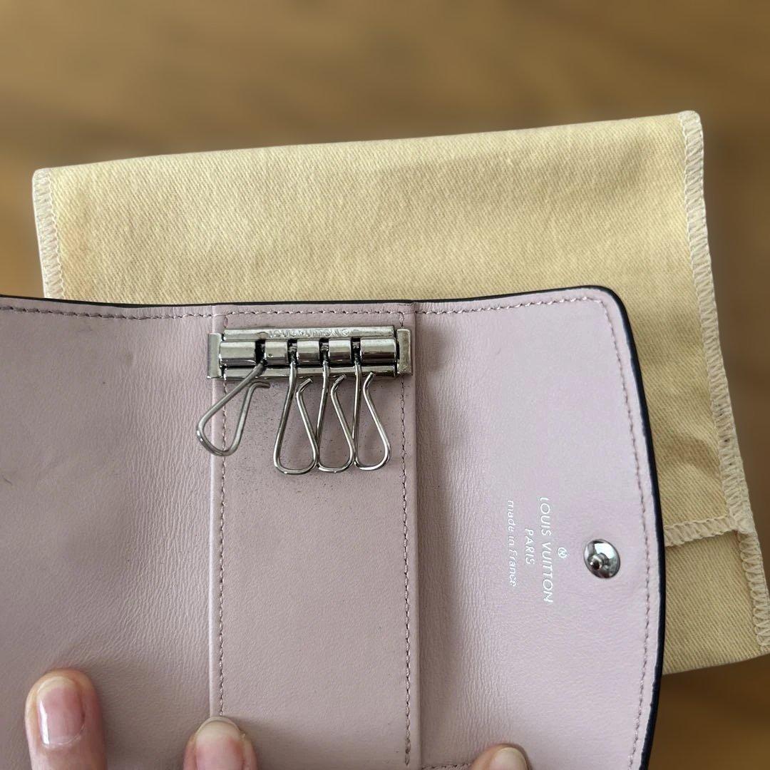 LOUIS VUITTON ピンク レザー キーケース