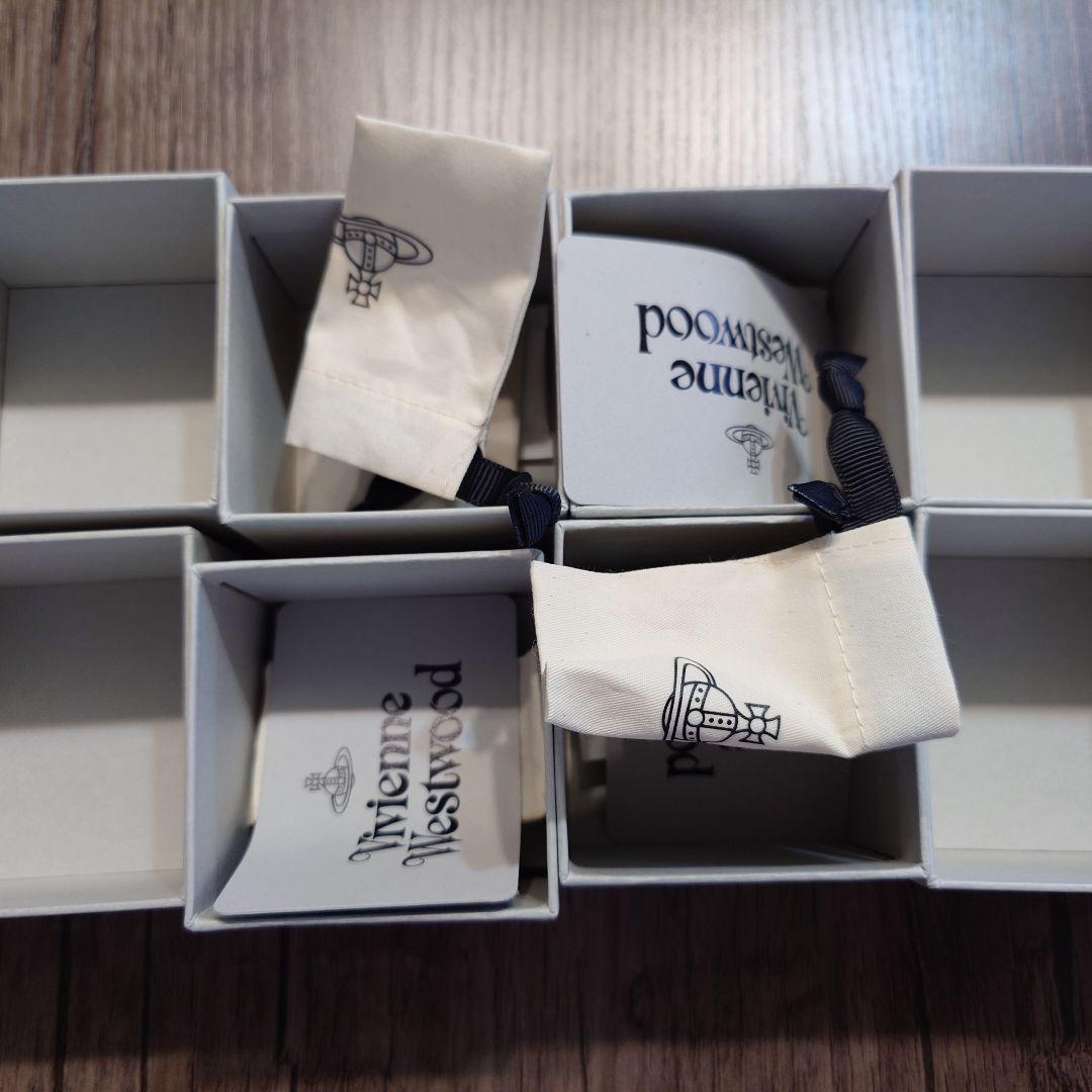 島は様vivienne westwoodの空箱　8点②③