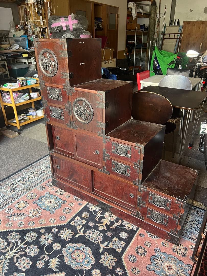 階段タンス　飾り棚 桐箪笥