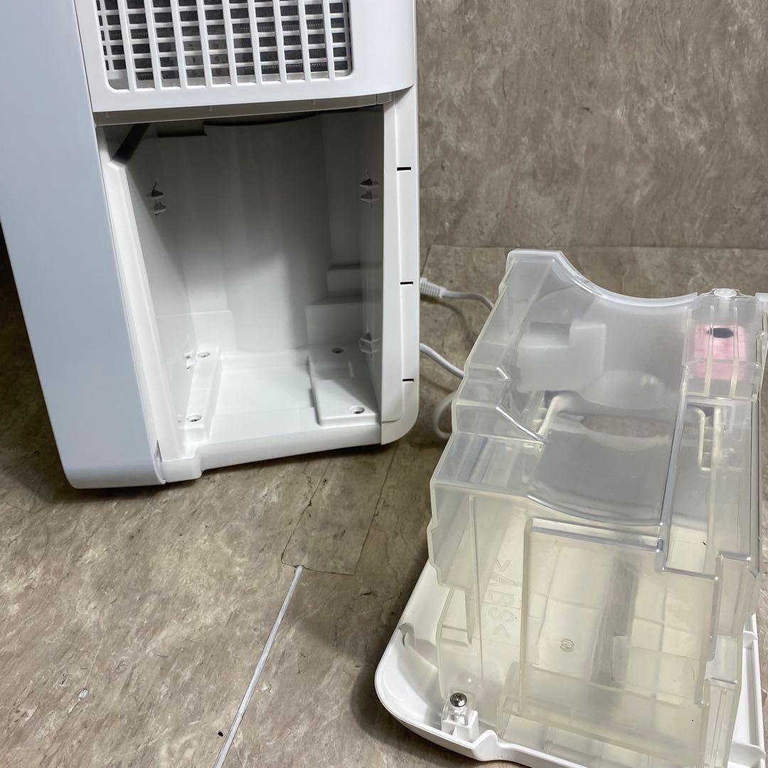 金井金井　新品未使用 SHARP 衣類乾燥機 除湿機 CM-N100-W