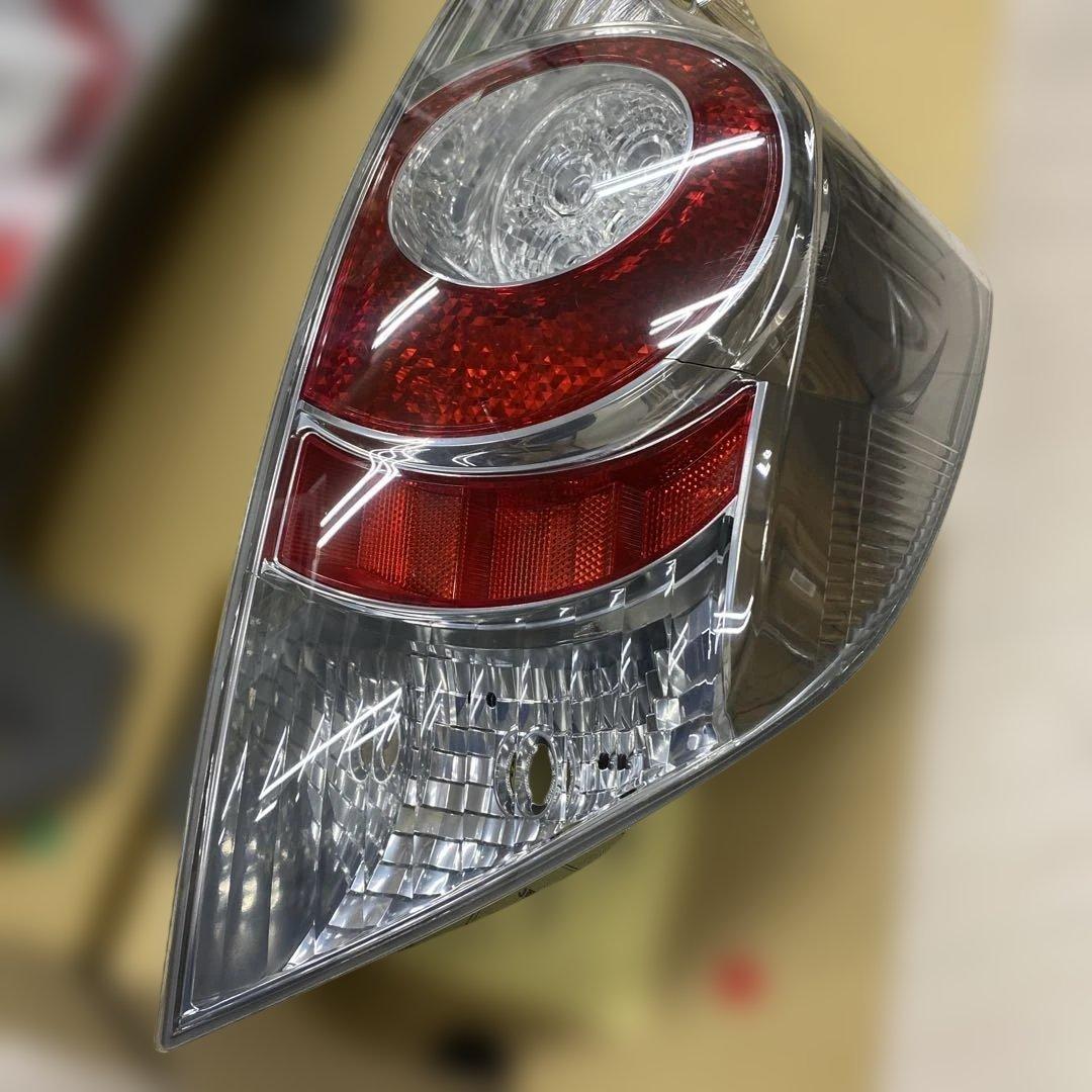 アクア AQUAテールランプ 左右セット クリア/レッド