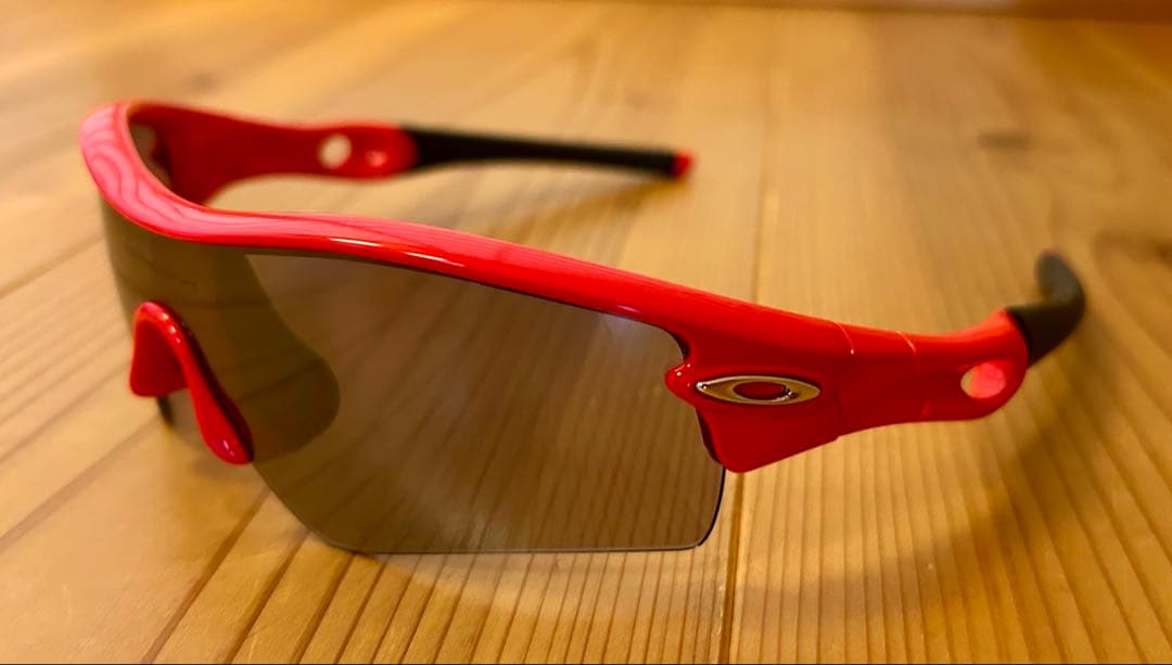 Oakley Radar Pathサングラス レッド 付属品あり