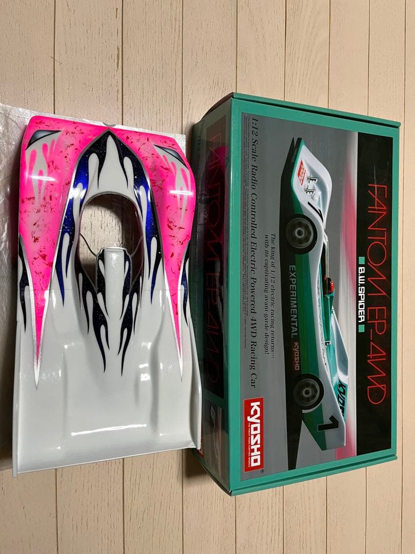 京商FANTOM EP 4WD 未組立