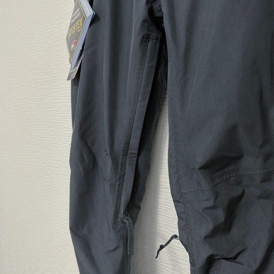 ゴアテックス　M 未使用品　スノボーパンツ