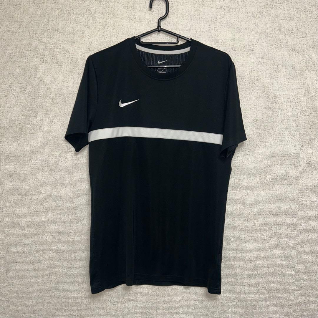 ナイキ　ウエア　上下セット　浦和レッズ、鹿島アントラーズ