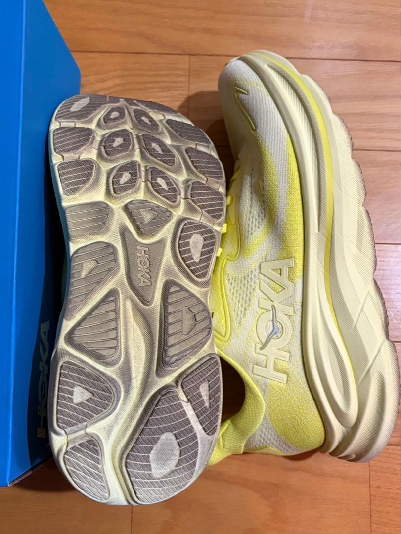 HOKA イエロー ランニングシューズ26.0
