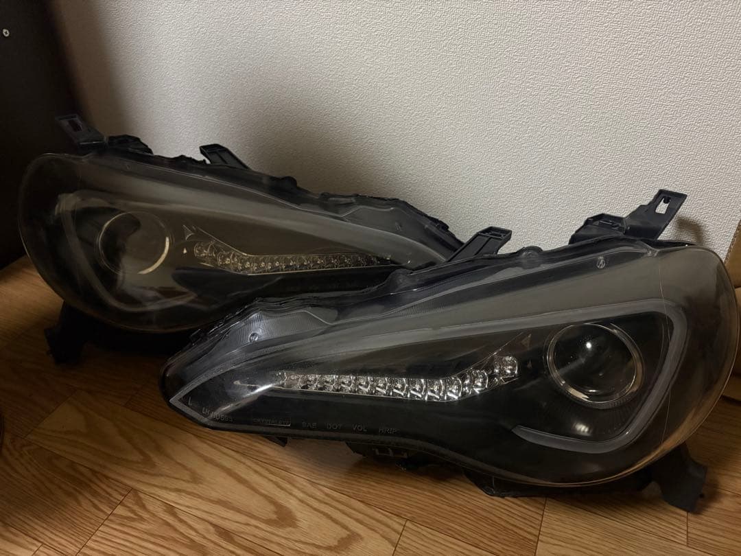 86 ヘッドライト クリスタルアイ インナーブラック brz zn6 zc6