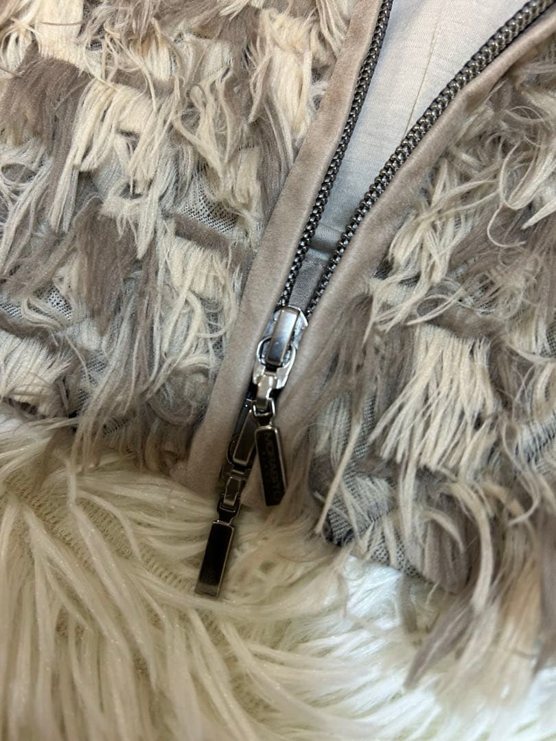 新品タグ付き　MORABITOモラビト　シャギーフェザーベスト　40